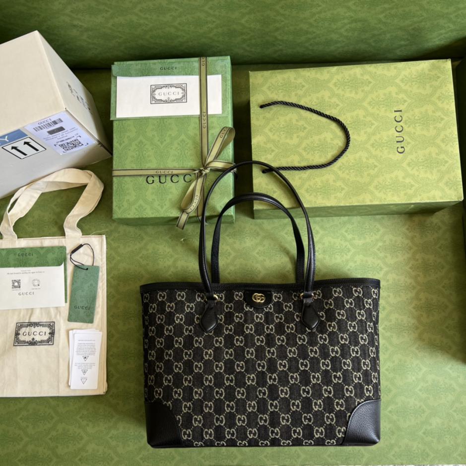 Con set completo di sacchetti regalo verdi originali Gucci Denim Series