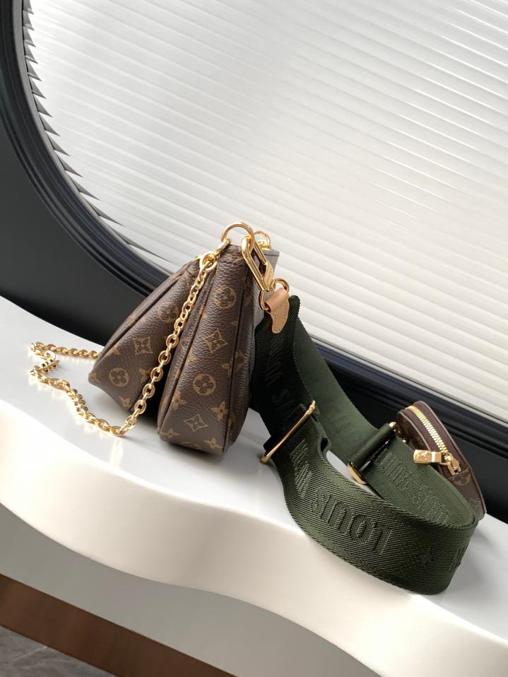 Louis Vuitton Multi Pochette Accessoires in Tela Monogram - Verde Kaki