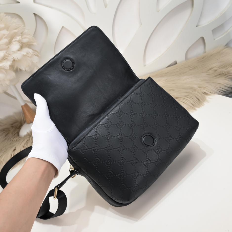 L’ultima borsa a tracolla da uomo di Gucci