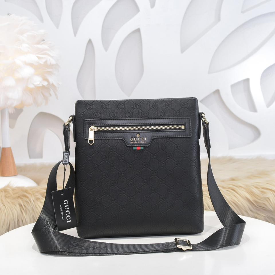 L’ultima borsa a tracolla da uomo di Gucci