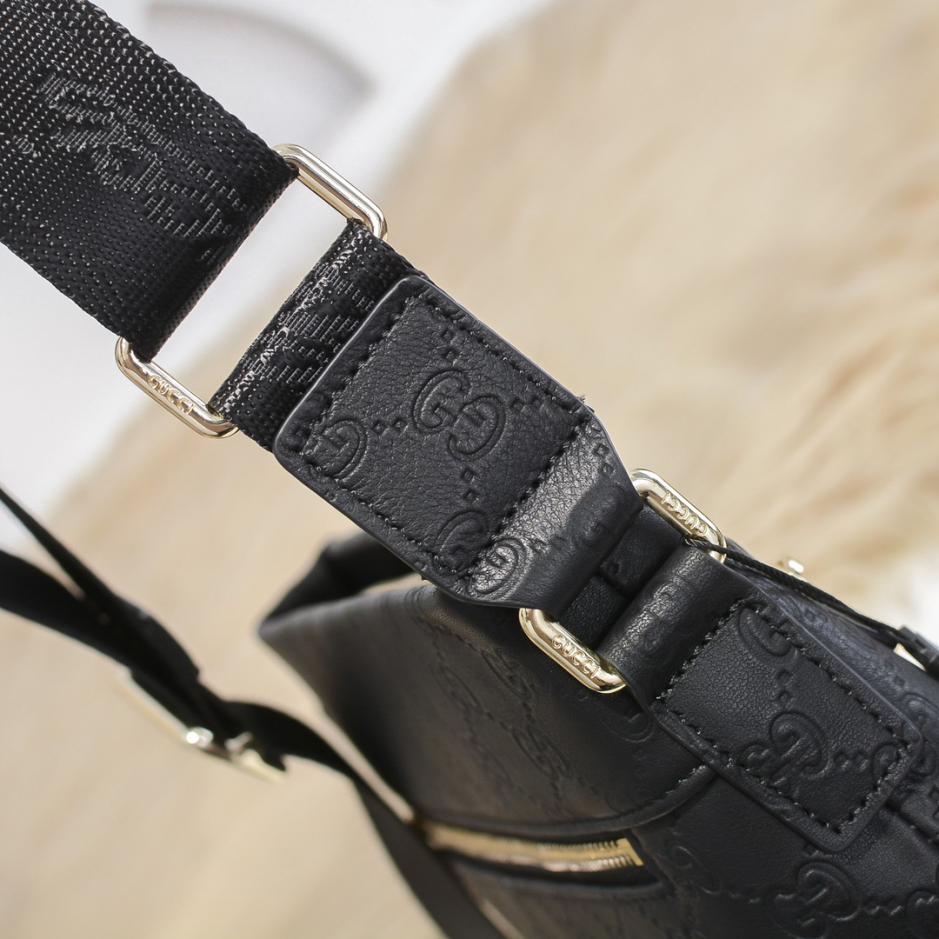 L’ultima borsa a tracolla da uomo di Gucci