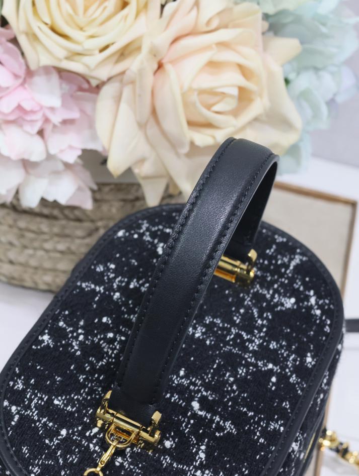 Borsa a mano piccola Dior 30 Montaigne “Panno grezzo nero con pelle”