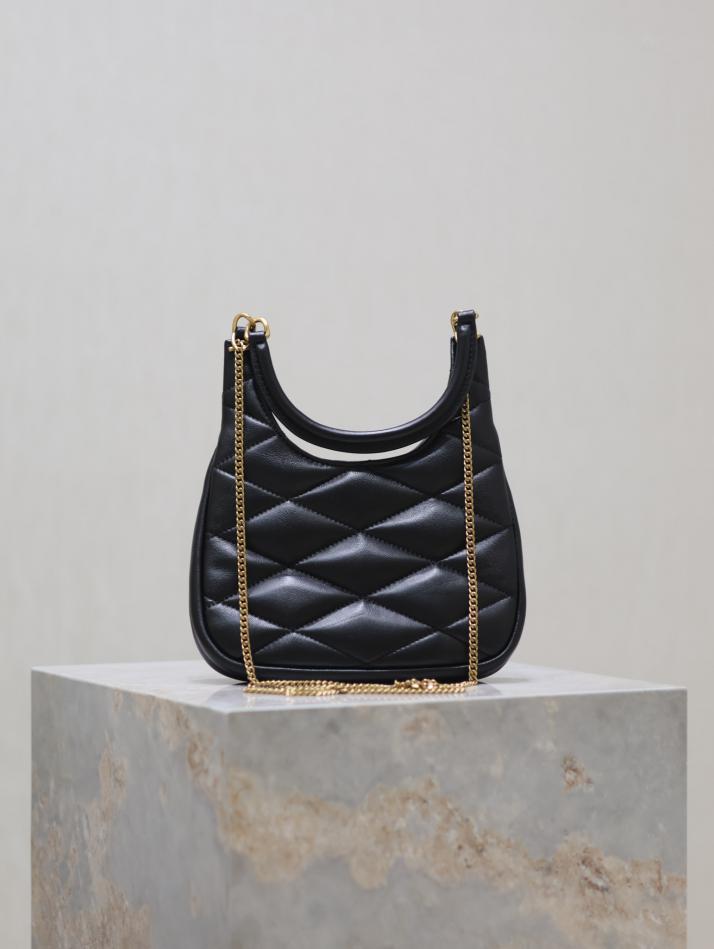 SAINT LAURENT Borsa a tracolla hobo sottobraccio Sade