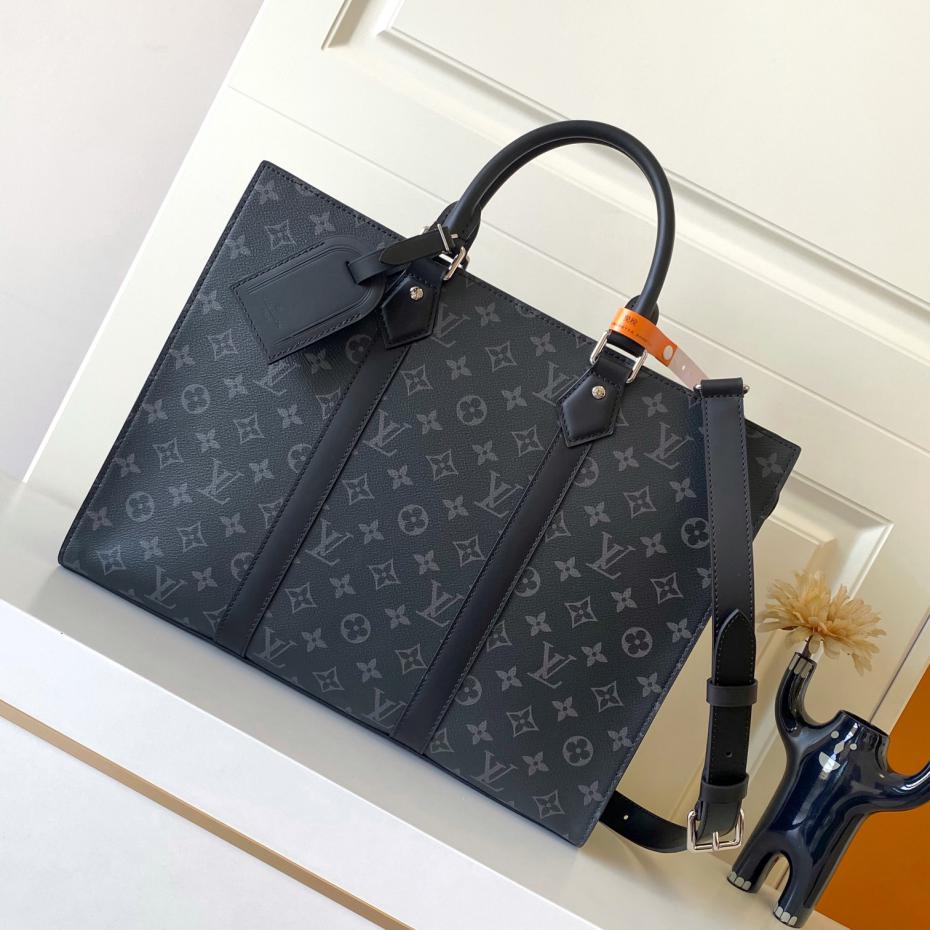 M11742 Versione con chip dinamico fiore nero La pelle è autentica qualità francese di grado A