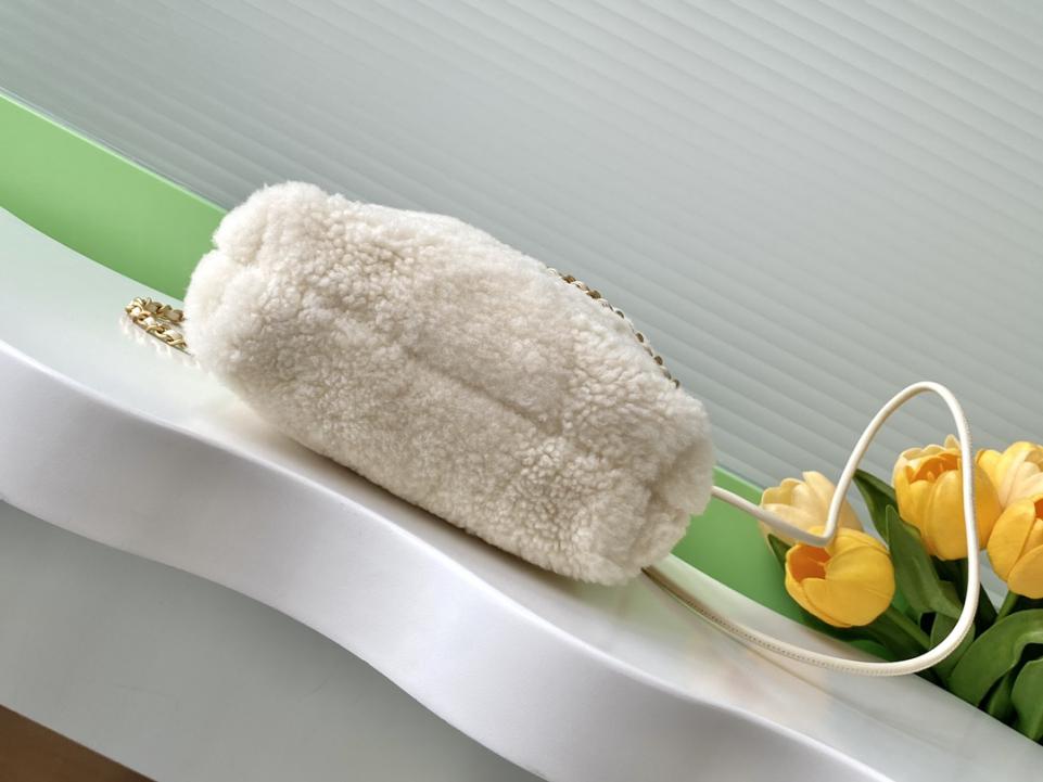 Chanel mini in lana 24K AS3980