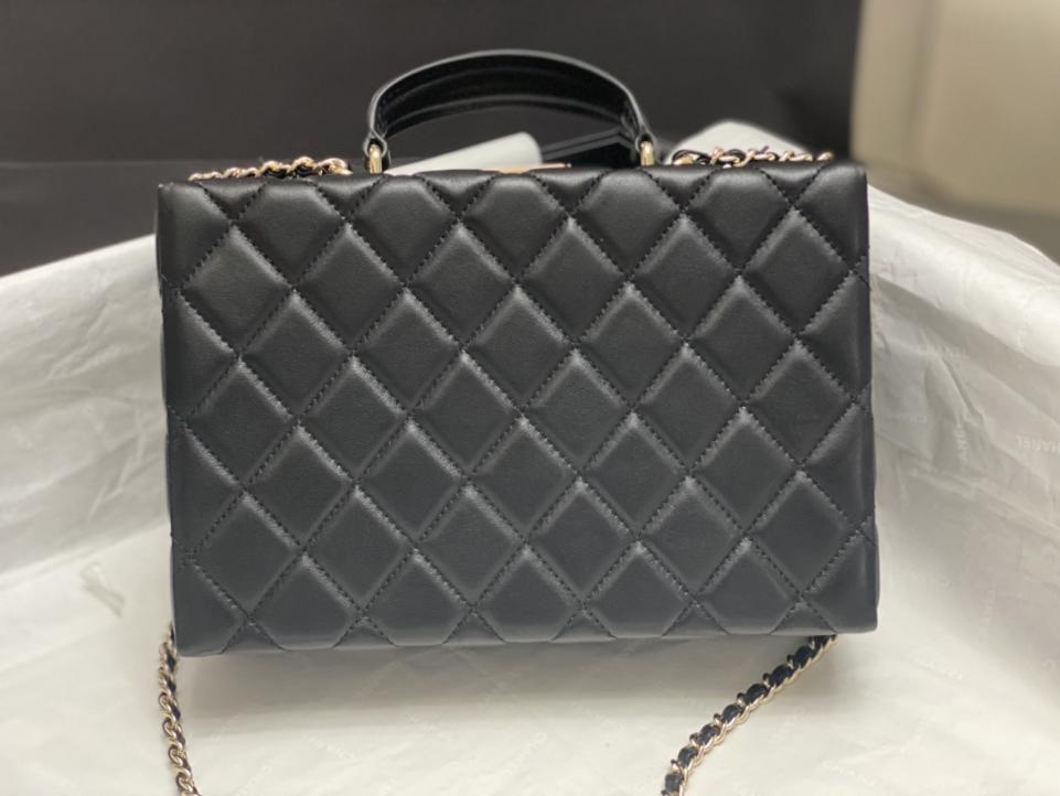 Chanel 24K nuova borsa per trucco retrò autunno e inverno