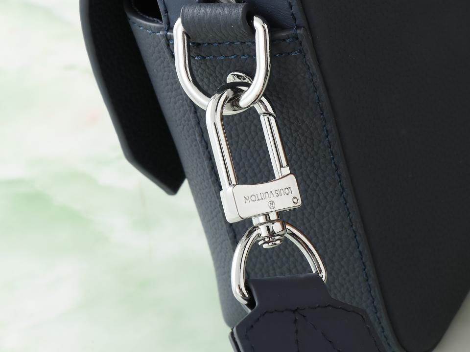 Borsa a tracolla Fastline da uomo Louis Vuitton