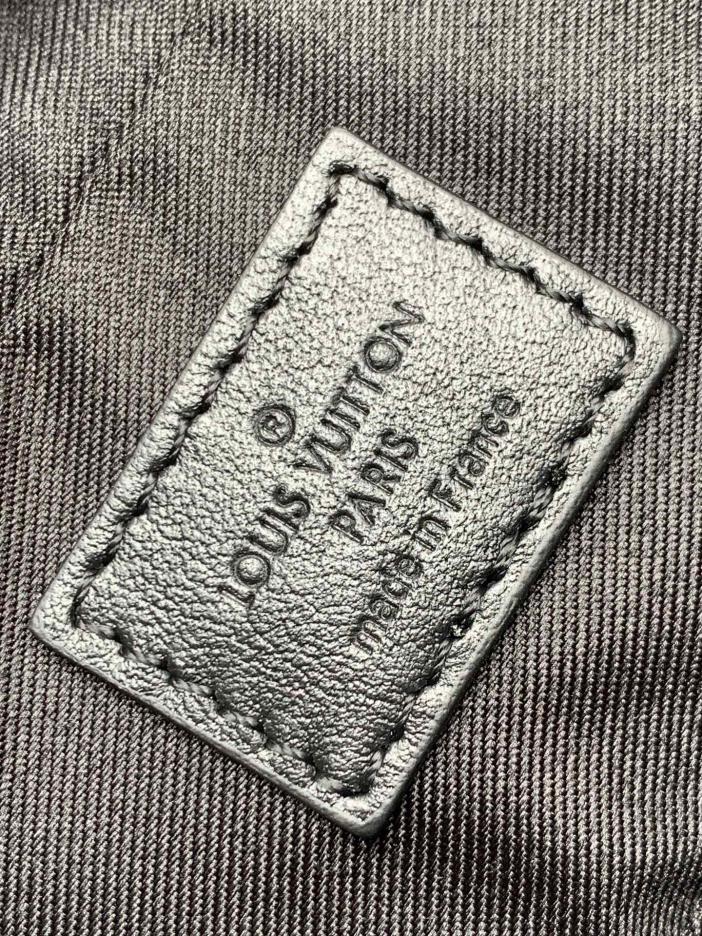 Louis Vuitton tutto in acciaio hardware transcodifica chip top