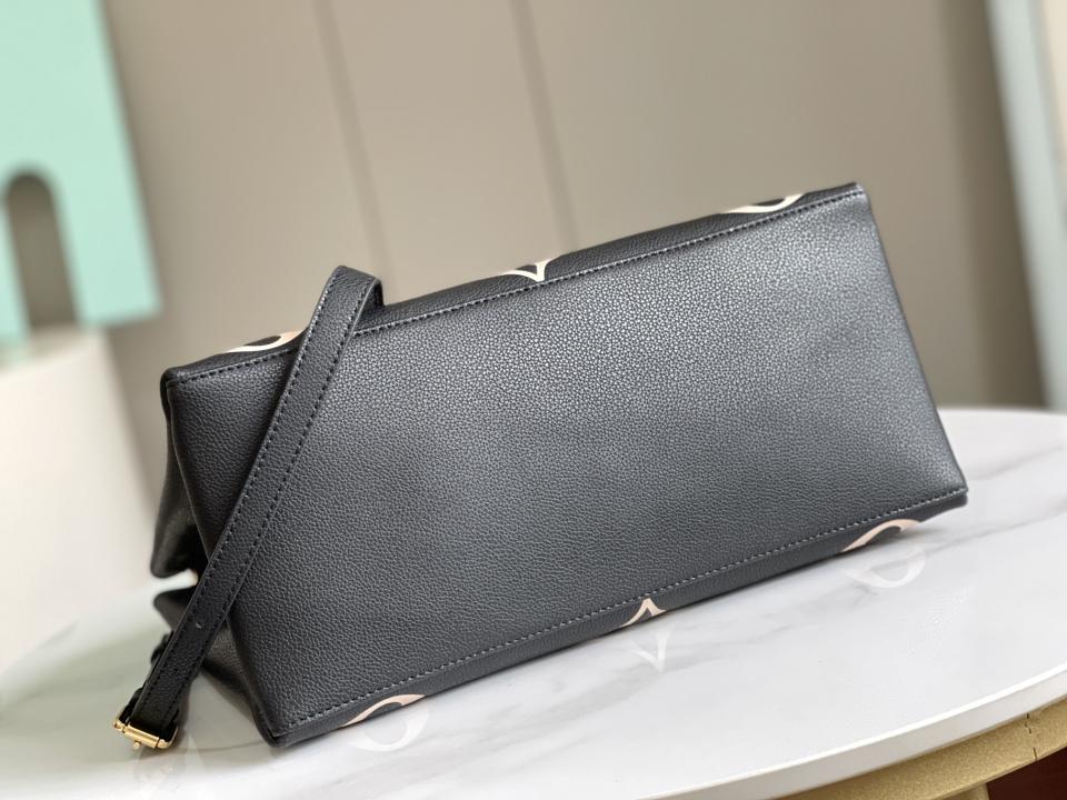 Chip dinamico dello strato superiore Louis Vuitton M45842M45811 Questa borsa Grand Palais (AC96).