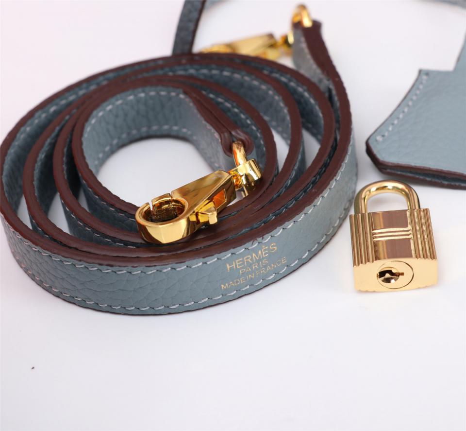 Hᴇʀᴍᴇs Kᴇʟʟʏ 25cm: lino blu