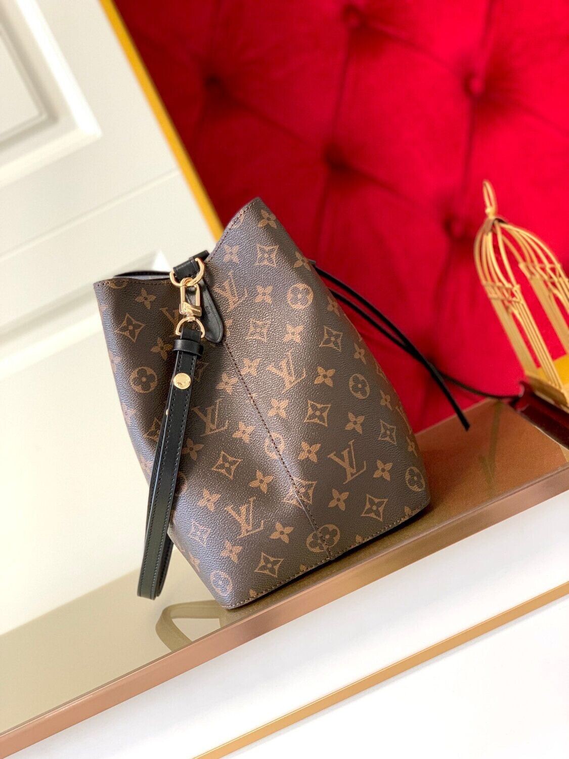 Louis Vuitton NéoNoé in Tela Monogram - Nero