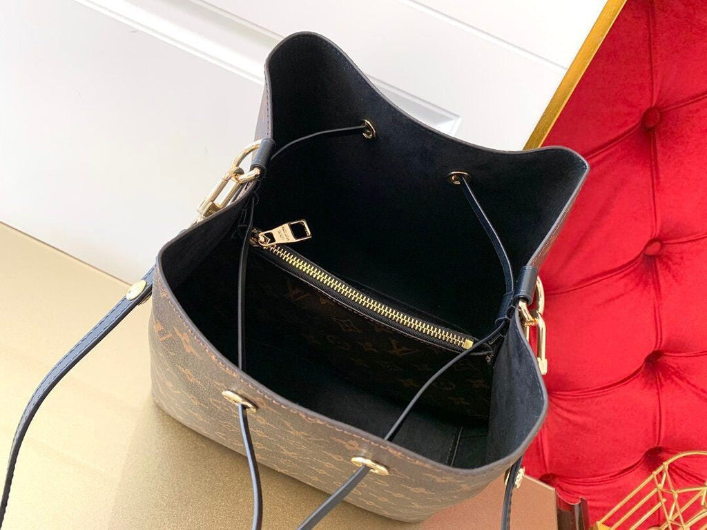 Louis Vuitton NéoNoé in Tela Monogram - Nero