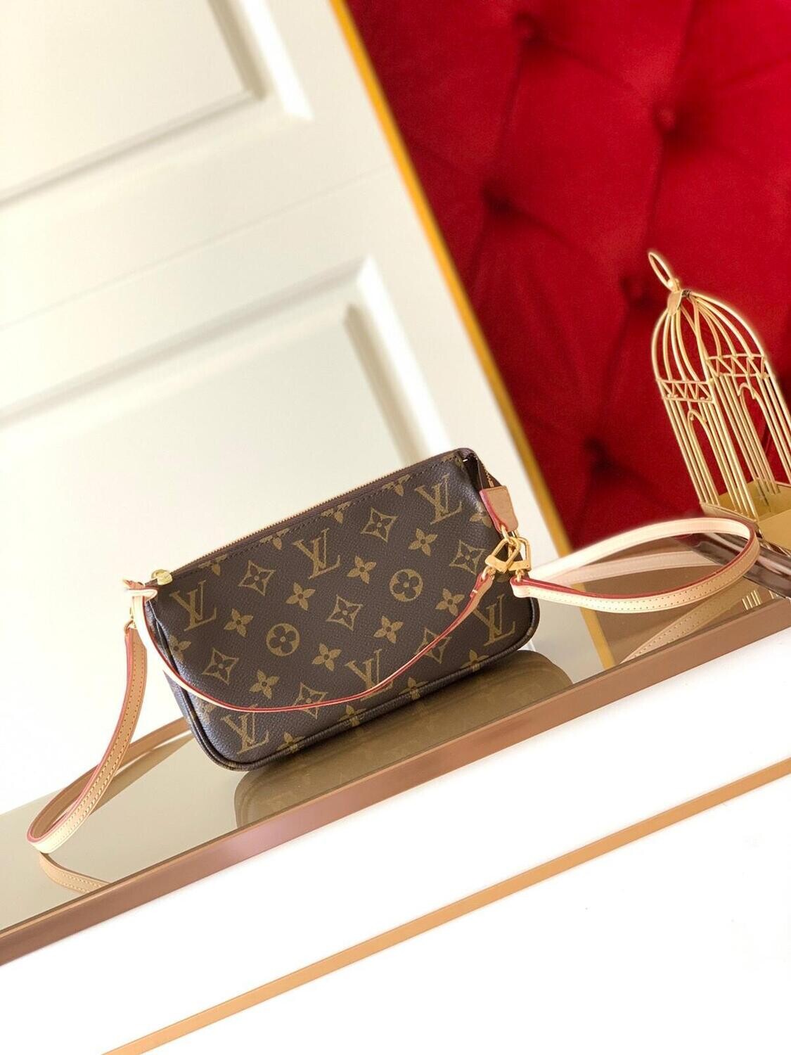 Louis Vuitton Pochette Accessoires NM in Tela Monogram
