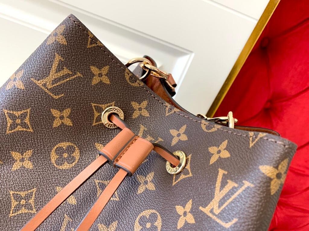 Louis Vuitton NéoNoé MM in Tela Monogram - Caramello