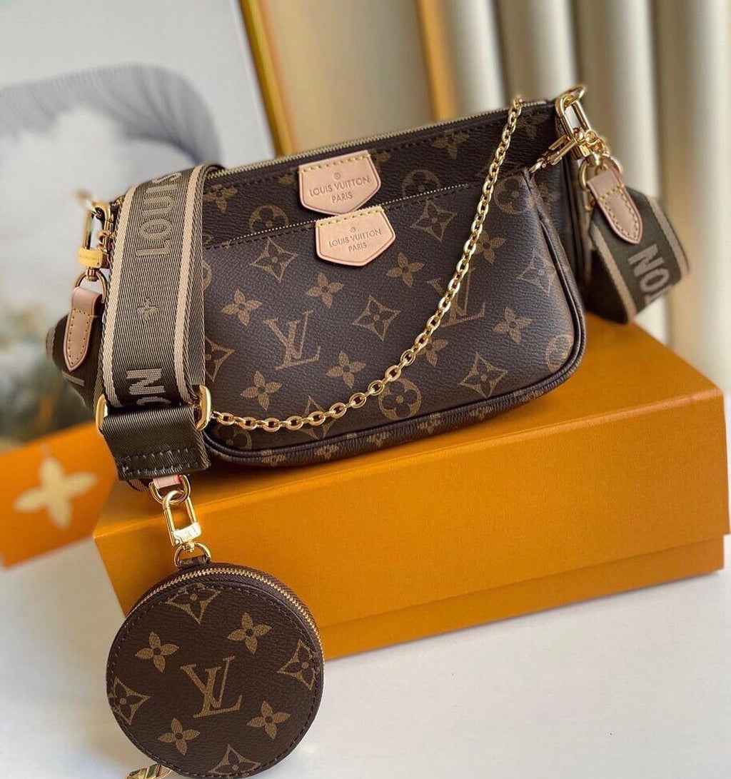 Louis Vuitton Multi Pochette Accessoires in Tela Monogram