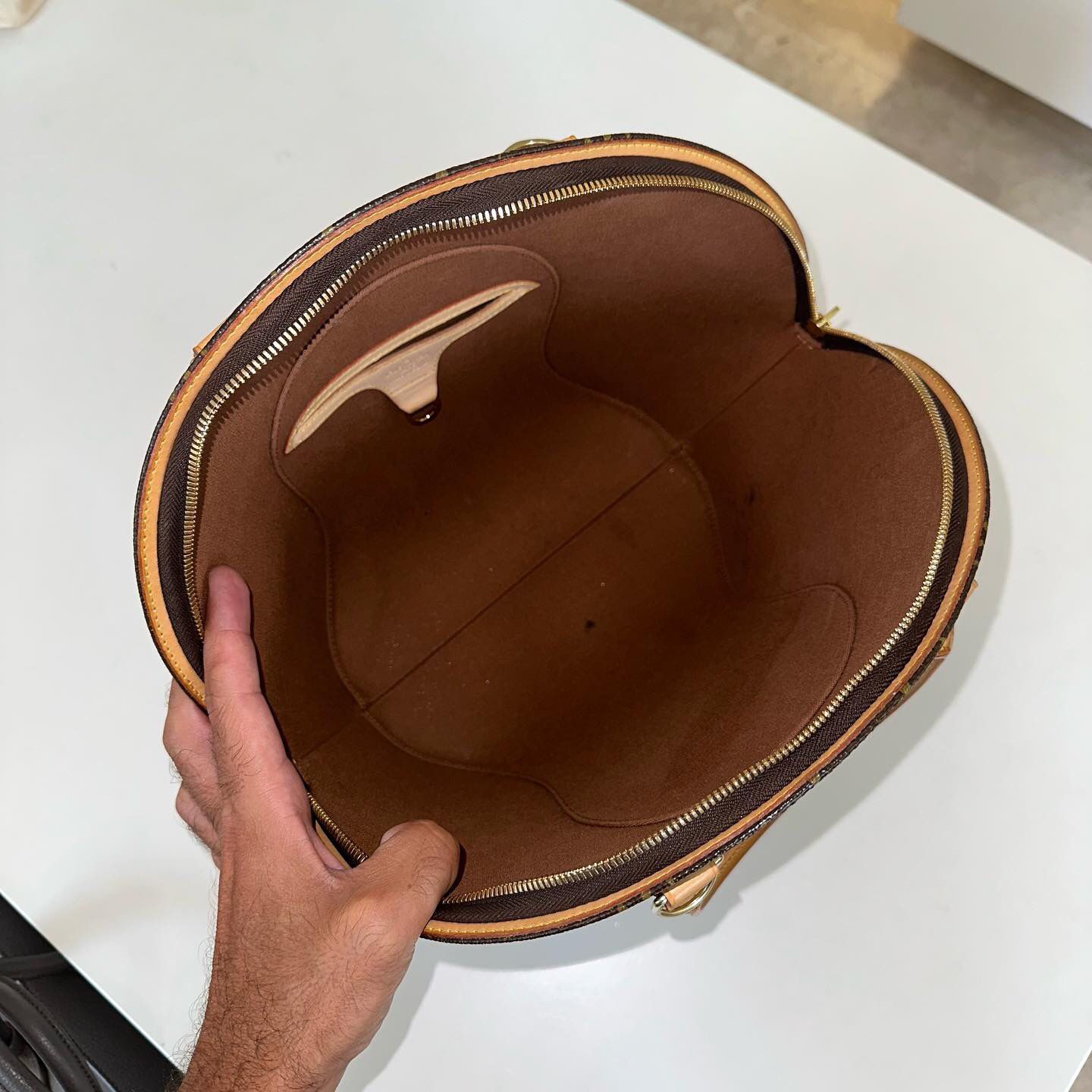 Louis Vuitton Ellipse GM in Vera Pelle