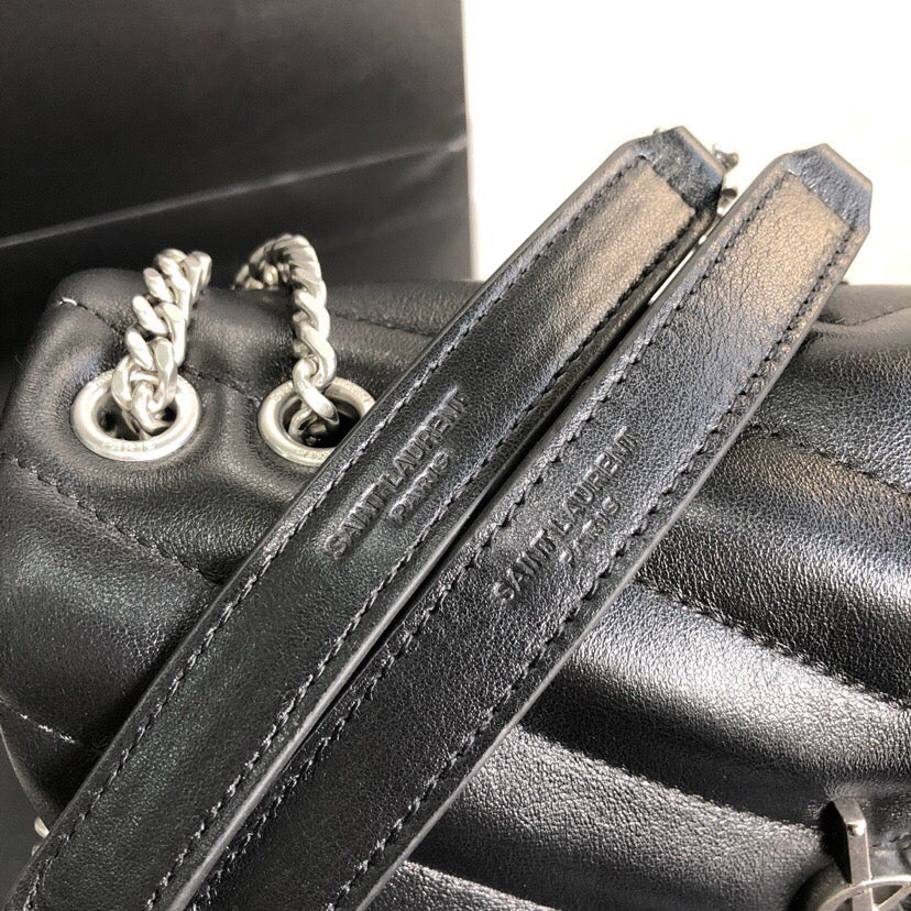 Yves Saint Laurent Loulou Piccola in Pelle Trapuntata