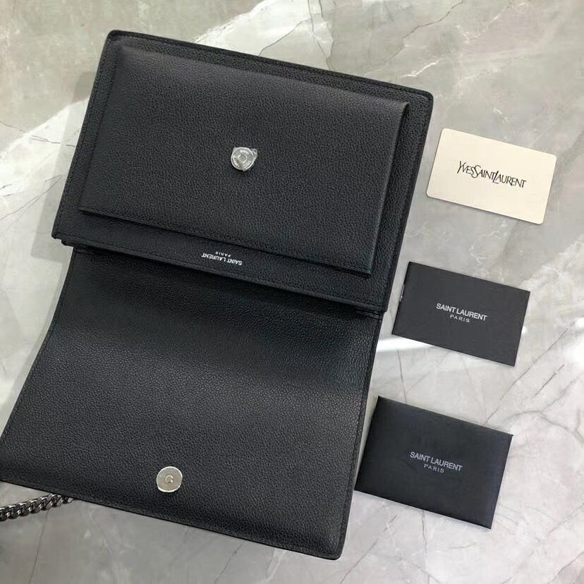 Yves Saint Laurent Kate Medium Satchel in Pelle Testurizzata Nera