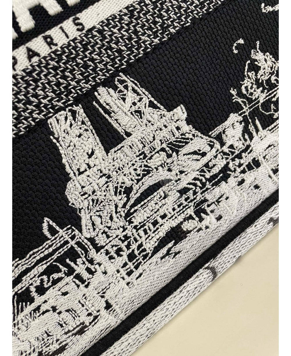 CHRISTIAN DIOR Medium Dior Book Tote