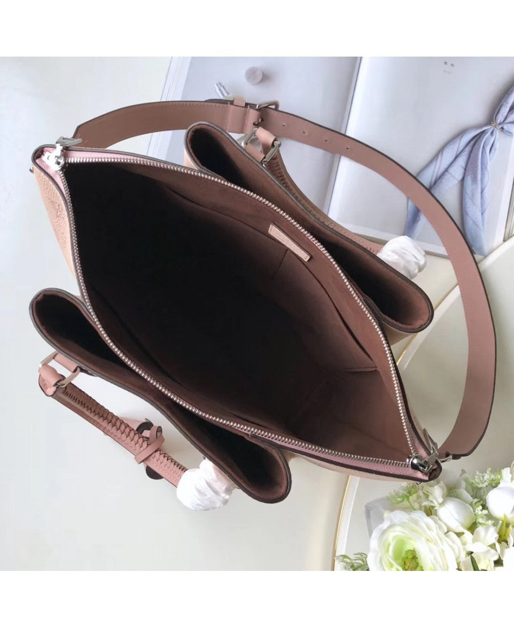 Louis Vuitton Borsa Haumea in Pelle Traforata Mahina - Rosa Magnolia