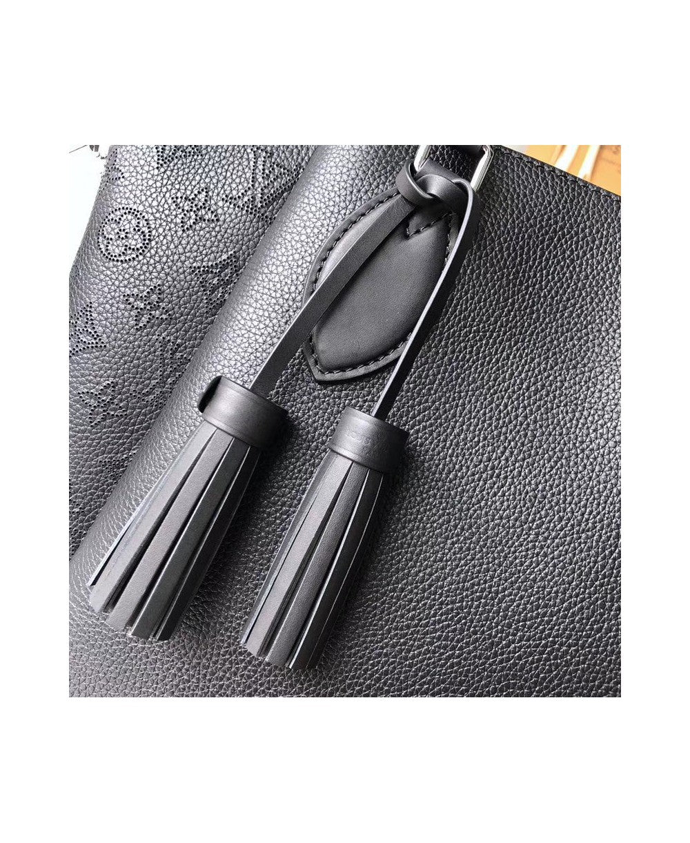 Louis Vuitton Borsa Haumea in Pelle Traforata Mahina - Nero