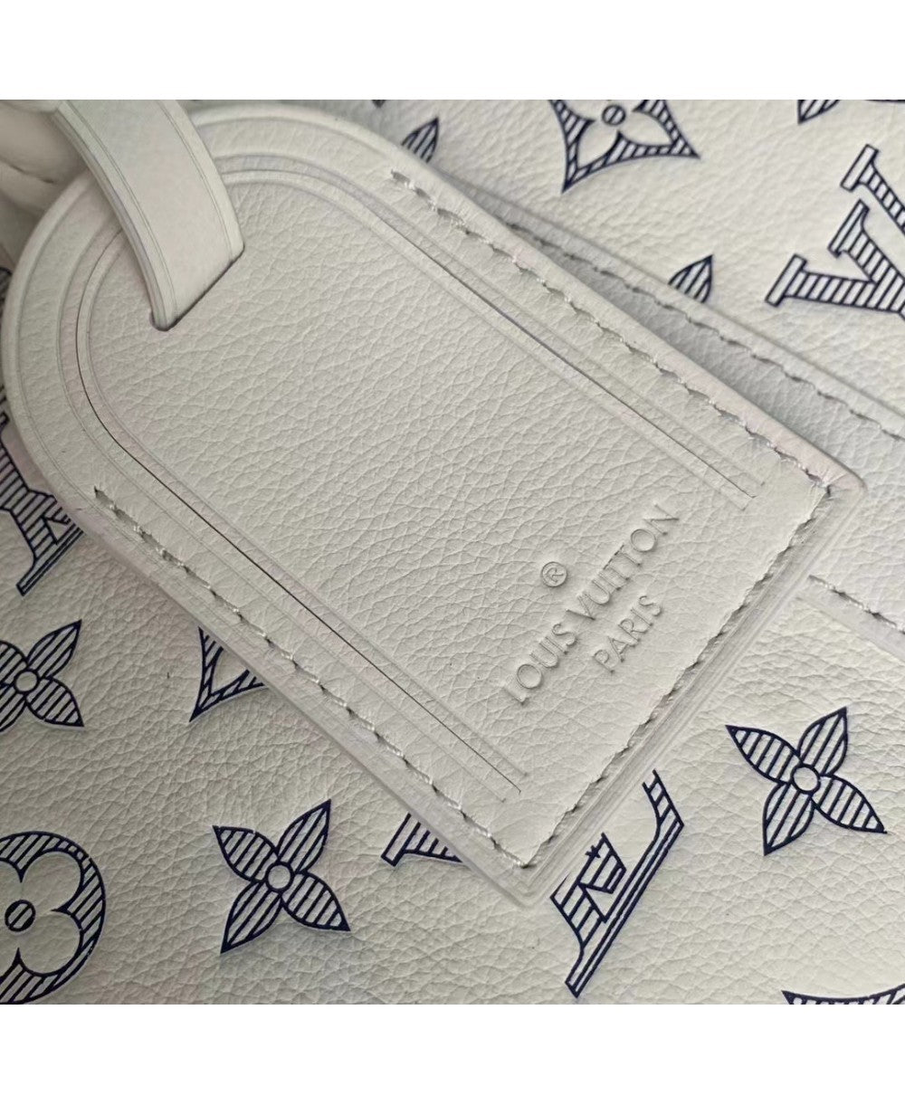 Louis Vuitton Keepall Bandoulière 50 in Pelle Monogram Shadow - Bianco e Blu Navy