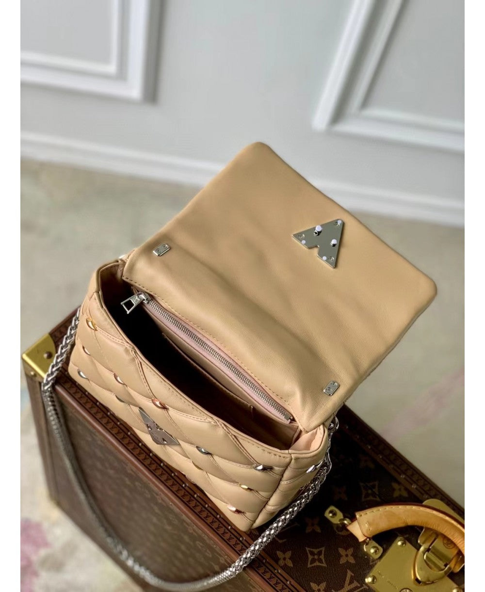 Louis Vuitton GO-14 MM in Pelle di Agnello con Motivo Malletage