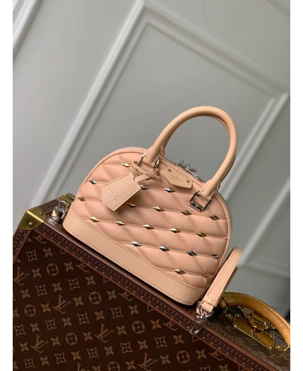 Louis Vuitton Alma BB in Pelle di Agnello con Motivo a Rombi