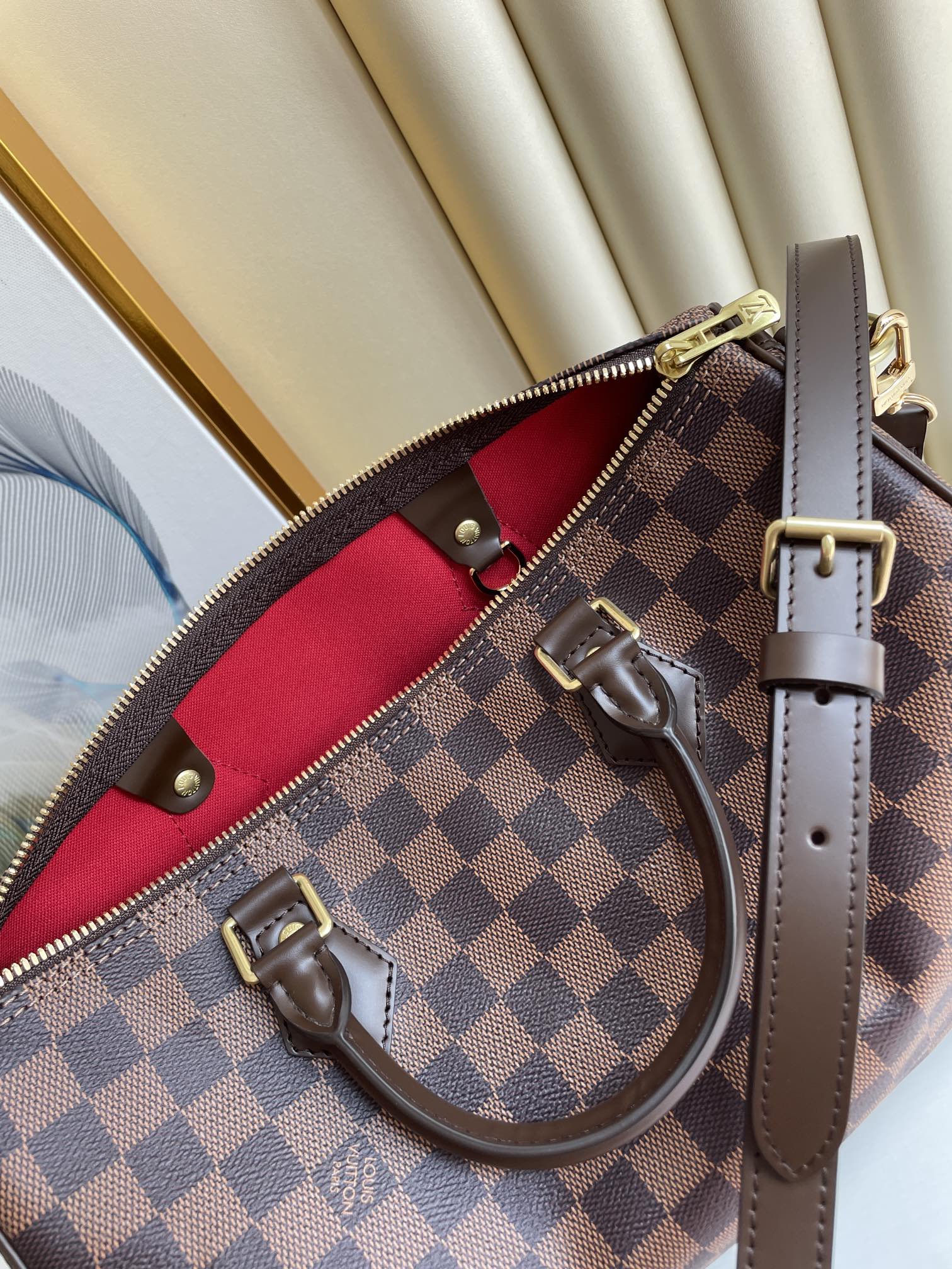 Louis Vuitton Borsa Speedy in Tela Monogram  Icona di Eleganza Senza Tempo