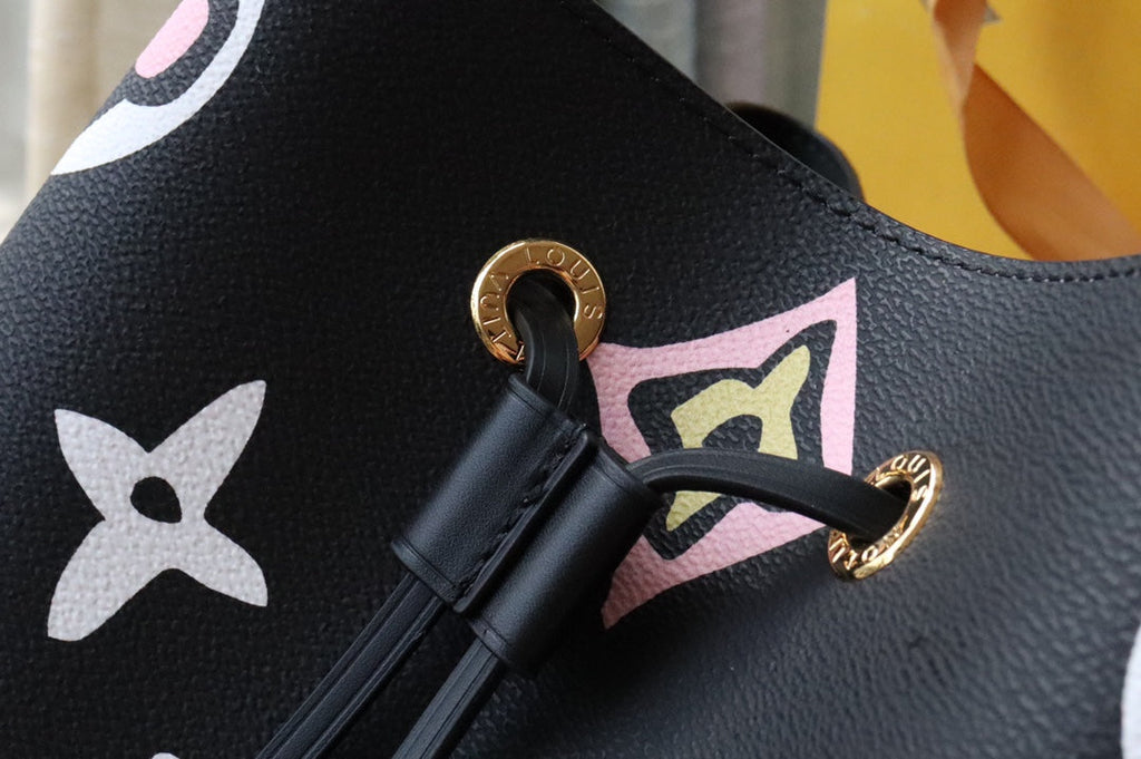 Louis Vuitton NéoNoé in Tela Monogram - Nero